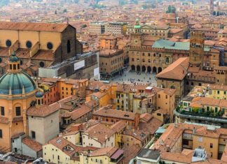 Bologna Travel Guide: 10 Sights (And Secrets) You Can’t Miss Bologna Travel Guide