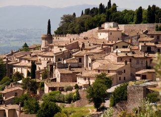 Spello, Umbria: The Italian Town of Flowers and Olives