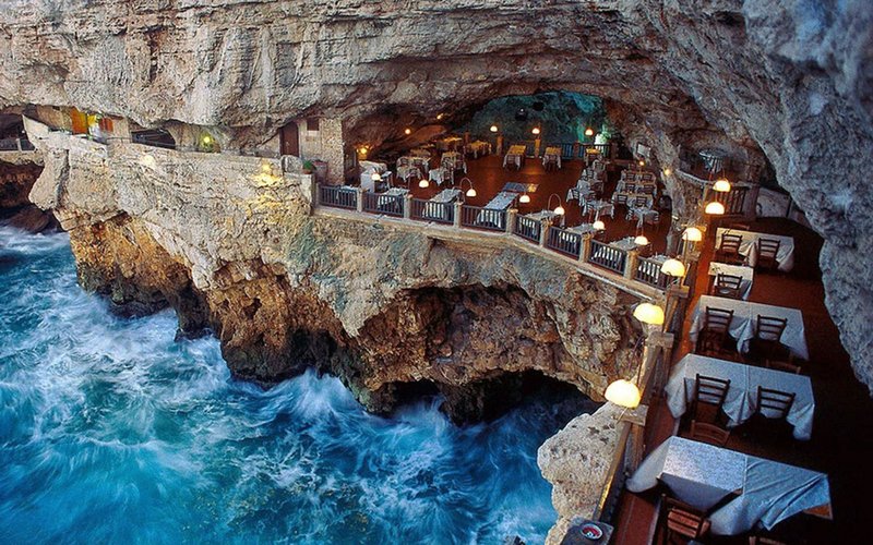 Top 10 Restaurants With Most Amazing Views In The World This Is Italy Page 5