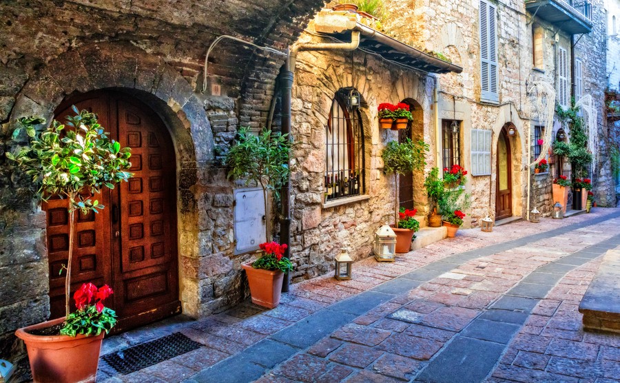 5 Most Beautiful Small Towns In Italy 