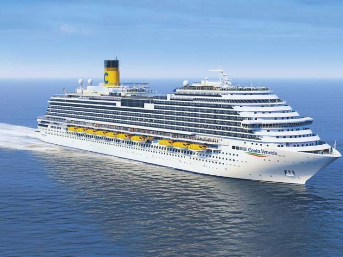 VIDEO The Amazing new Italian Cruise Ship (5,200 guests) This is Italy