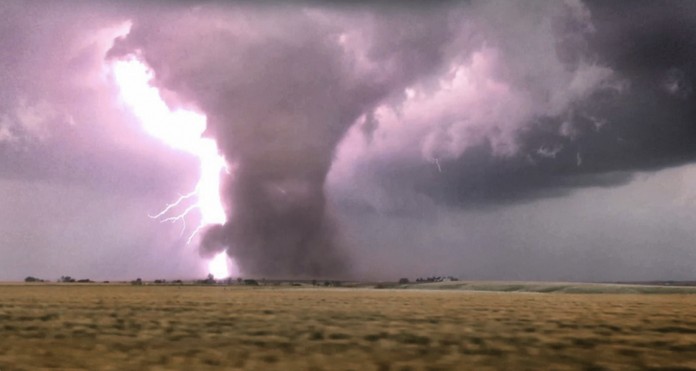 Strong Tornado causes Damages near Grosseto, Italy | This is Italy