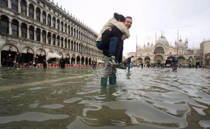 Venice in DOOMED – Scientist Warns that Venice will Drown | This is Italy