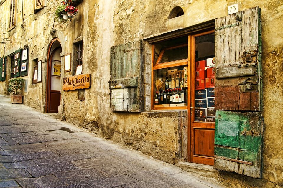 Beautiful Old Towns in Tuscany! 🇮🇹️😍 | This is Italy