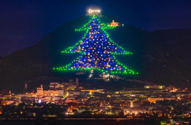 The Worlds Biggest Christmas Tree Lights Up In Italy This Is Italy